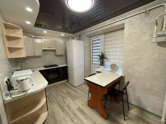 Сдаётся 1-ая квартира. Донецк