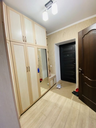 Предлагается в аренду крупногабаритная однокомнатная квартира площадью 41м² в Донецк