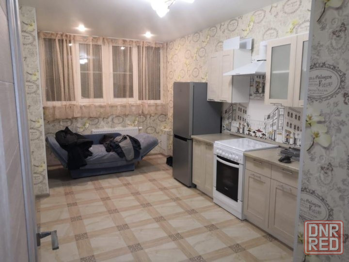 Однокомнатная квартира 40 м² в районе Ворошиловского в Донецке. Донецк - изображение 1