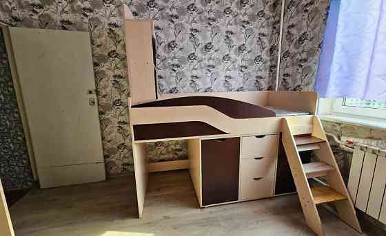 Сдаётся 2-комнатная квартира в Пролетарском районе. Уютная, светлая, полностью меблирована. Донецк