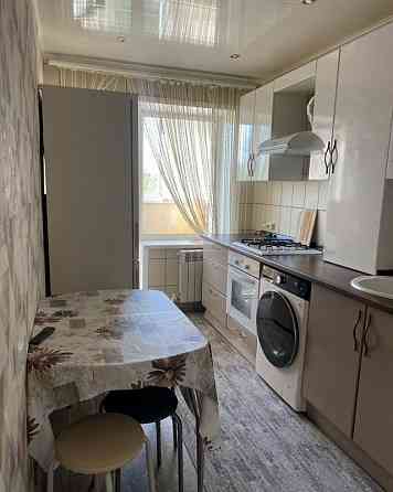 Сдаю двухкомнатную квартиру 56.0 м² этаж 2/5 район Калининский район Донецк