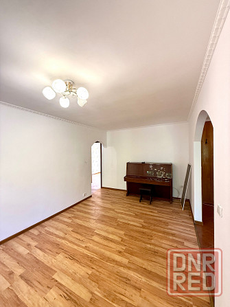 Продажа 3 комн.кв-ры. Ор-р 35 школа Донецк - изображение 2