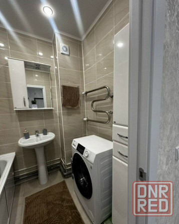 Сдаю двухкомнатную квартиру-студию 46.0 м² этаж 4, город Донецк, Донецк - изображение 3