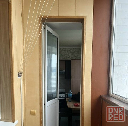 Сдаю однокомнатную квартиру 37.0 м² этаж 9/9 город Донецк, Будёновский район, Пролетарская улица. Донецк - изображение 2