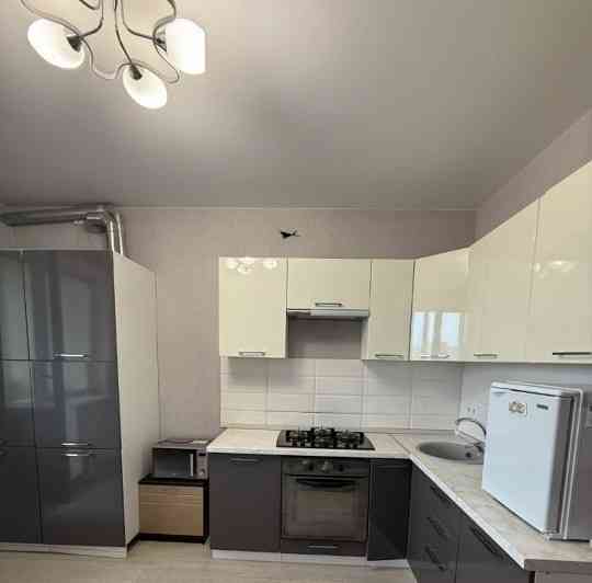 Сдаю однокомнатную квартиру 44.0 м² этаж 6/10 город Донецк, Киевский Донецк