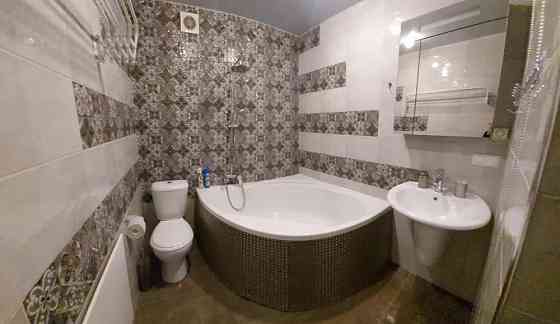 Сдам 2-комнатную квартиру в Ленинском районе, Цирк Космос. Донецк