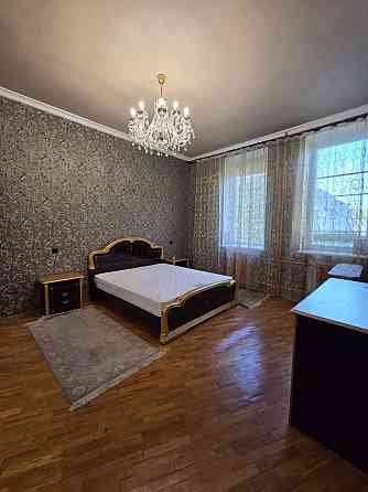 Продаётся просторная 3-комнатная квартира 105.2 м² в центре Донецка Донецк