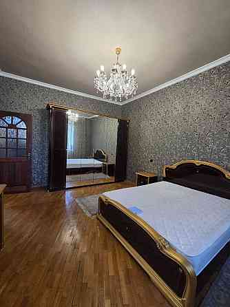 Продаётся просторная 3-комнатная квартира 105.2 м² в центре Донецка Донецк
