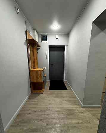 Сдаю двухкомнатную квартиру 57.0 м² этаж 1/5 город Донецк, Калининский район. Донецк