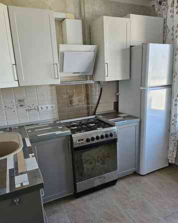 Сдаю двухкомнатную квартиру 52.0 м² этаж 4 город Донецк, Ворошиловский район Донецк