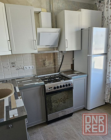 Сдаю двухкомнатную квартиру 52.0 м² этаж 4 город Донецк, Ворошиловский район Донецк - изображение 3