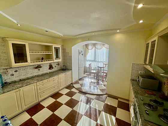 Продажа 4 ком. кв-ры по ул. Розы Люксембург в Ворошиловском р-не, г. Донецк. Донецк