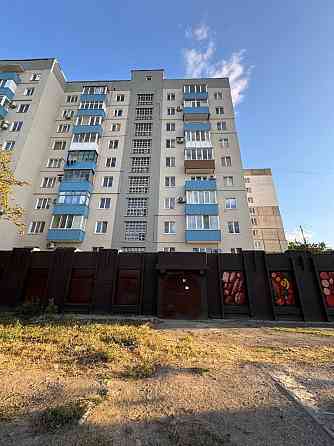 Аренда трехкомнатной квартиры Мариуполь