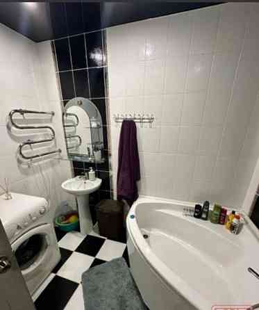 2 комнатная квартира,универмаг Радуга, с гаражом Донецк