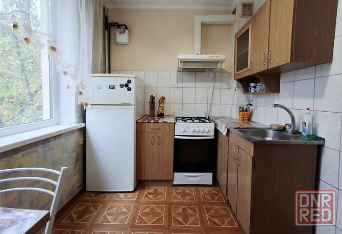 Сдается 1х комнатная квартира в Кировском районе, по п. Павших Коммунаров рядом с Мотодромом. Донецк - изображение 1