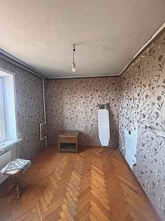 в продажу предлагается четырехкомнатная квартира в центральном районе Мариуполь