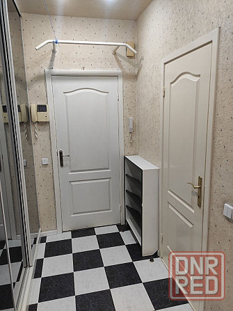 Сдается 1 комнатная квартира в самом центре города возле ДонНу , Ворошиловский р-н, проспект Театрал Донецк - изображение 4