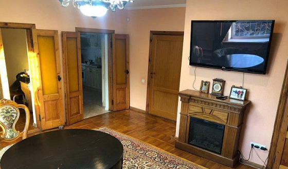 Горняцкий район, просторный трехкомнатный дом Макеевка