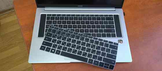 Продам ноутбук Honor D16 MagicBook Енакиево