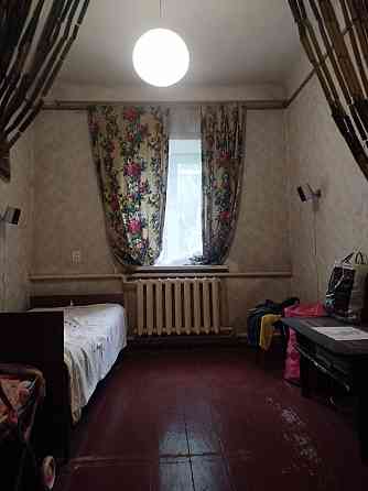 Уютный дом с гаражом, 74 м², 4 комнаты Донецк