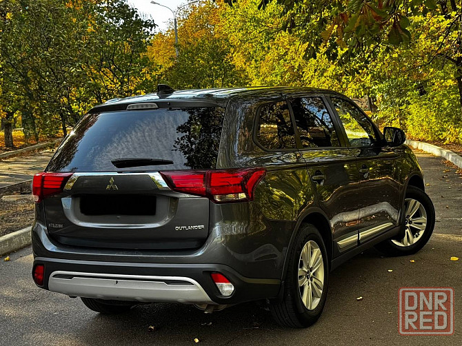 Продам семейный автомобиль Mitsubishi Outlander 2018 года выпуска Донецк - изображение 3