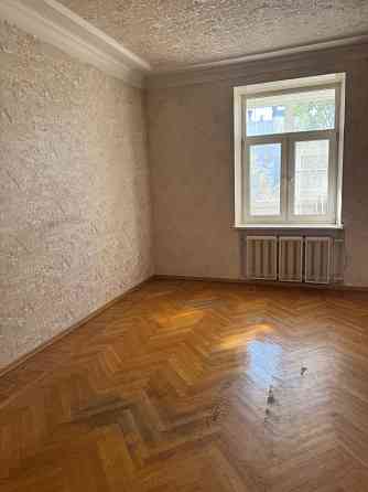 Сталинка 3х комнатная!центр Донецк