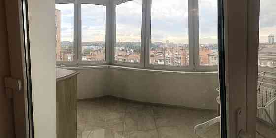 Четырехкомнатная на Челюскинцев Донецк