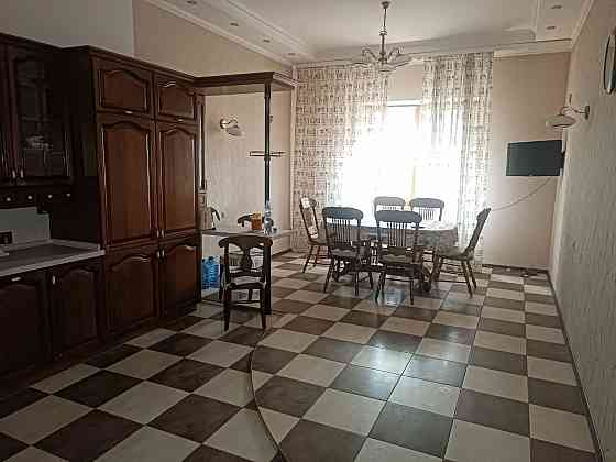 Дом 1200 м.кв ,Ленинский район,Донецк Донецк