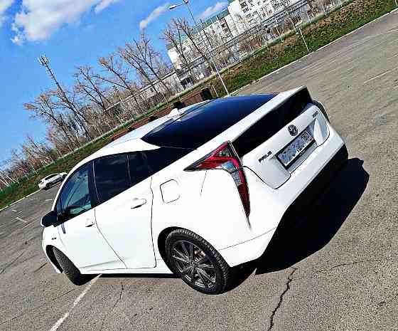 Toyota Prius Hybrid Донецк