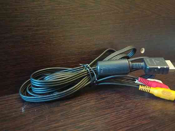 Оригинальный AV-кабель Sony для PS2 / PS3 Макеевка