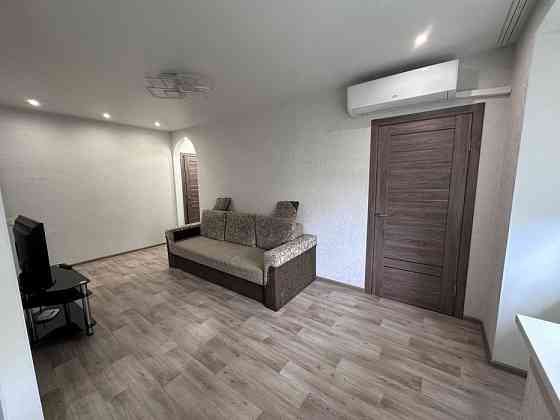 Сдам двухкомнатную квартиру расположенную в Ленинском районе Донецк