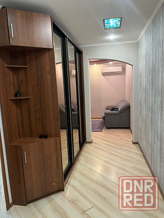 Сдаётся двухкомнатная квартира в Ворошиловском районе, бульвар Школьный Донецк - изображение 2