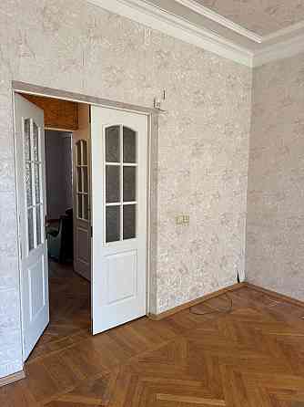 Продажа 3-комнатная, сталинка в Центре Донецк