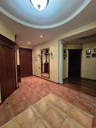 Продажа 5 комнатной квартиры в Ворошиловском районе, улица Постышева. Донецк