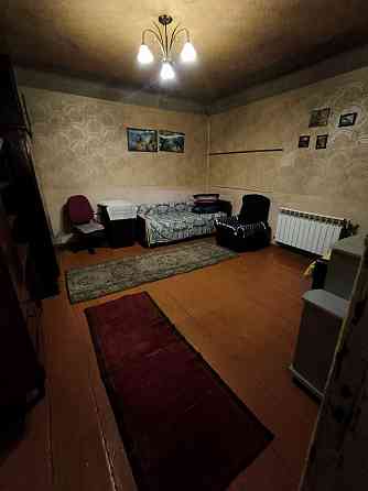 Продаю 4-х комнатную квартиру на земле в Куйбышевском районе, универмаг "Донбасс" Донецк