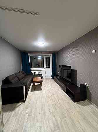 Сдам на длительный срок двухкомнатную квартиру в Будёновском районе, Цветочный Донецк