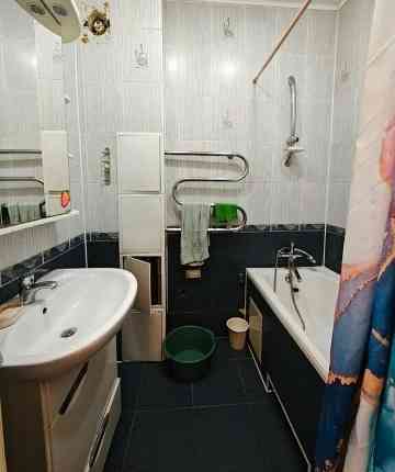 Сдается трехкомнатная квартира в Пролетарском районе Донецка Донецк