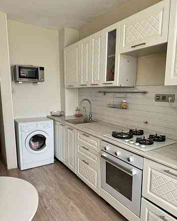 Сдается трехкомнатная квартира. Донецк, р-н Ворошиловский. Свежий ремонт, 3 просторные комнаты, разд Донецк