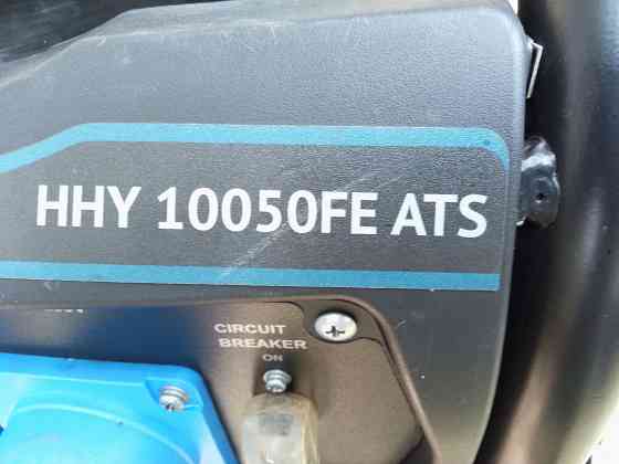 Продаю бензиновый генератор б/у в отличном состоянии Макеевка