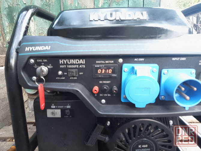 Продаю бензиновый генератор б/у в отличном состоянии Макеевка - изображение 1