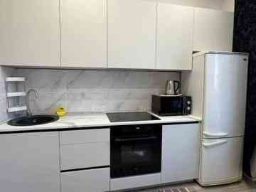 Сдам отличную 2-комнатную квартиру 55 м2 Калининский р-н Донецк