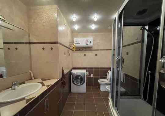 Сдается двухкомнатная квартира с современным ремонтом на 4ом этаже в Ленинском районе Донецк