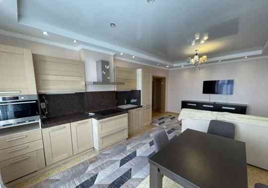 Сдается двухкомнатная квартира с современным ремонтом на 4ом этаже в Ленинском районе Донецк