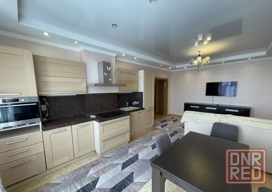 Сдается двухкомнатная квартира с современным ремонтом на 4ом этаже в Ленинском районе Донецк - изображение 2