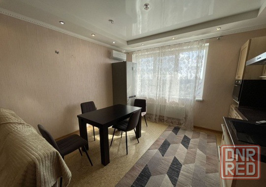 Сдается двухкомнатная квартира с современным ремонтом на 4ом этаже в Ленинском районе Донецк - изображение 1