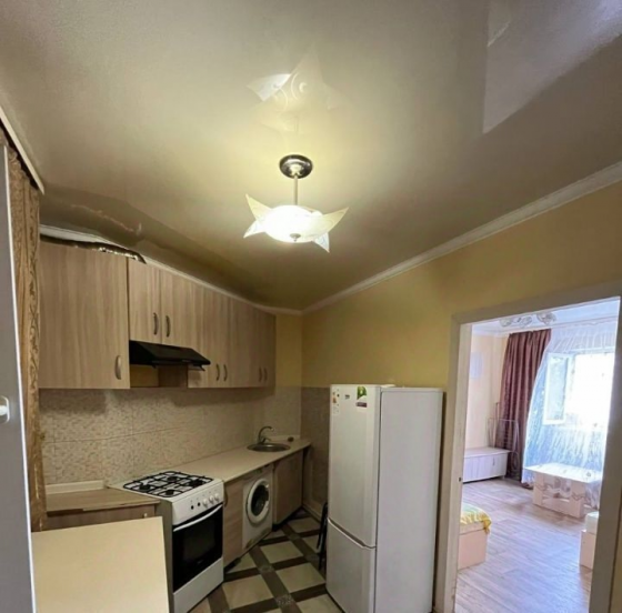 Сдаю двухкомнатную квартиру 48.0 м² этаж 2/10. Кировский район. Донецк