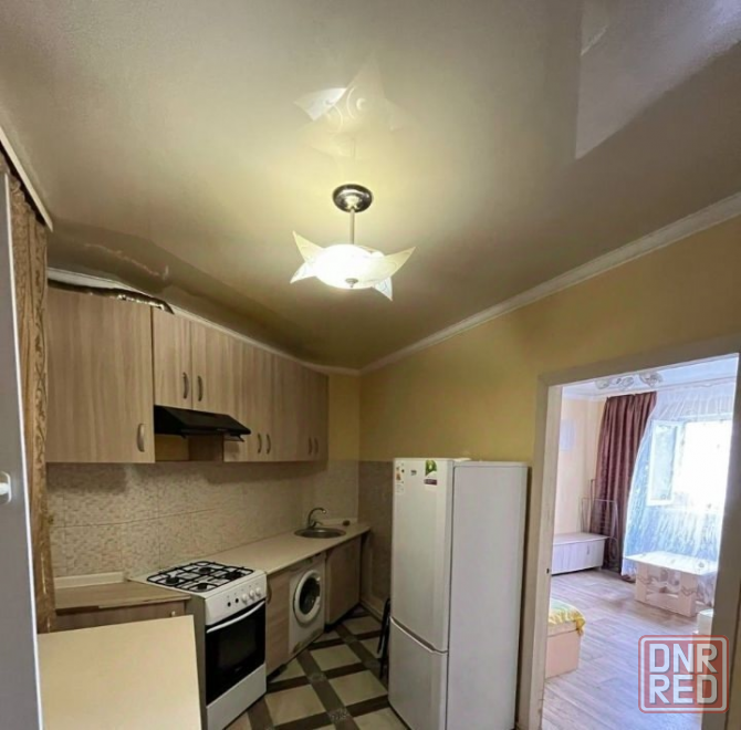 Сдаю двухкомнатную квартиру 48.0 м² этаж 2/10. Кировский район. Донецк - изображение 2