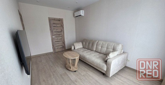 Сдается двухкомнатная квартира с современным ремонтом на 3ом этаже а Ворошиловском районе Донецк - изображение 1