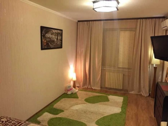 Сдается 1 комнатная квартира,находится в Центре Донецк