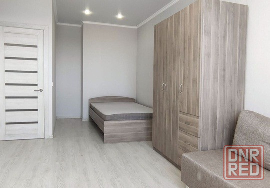 Сдается однокомнатная квартира с современным ремонтом на 5ом этаже в Буденовском районе Донецк - изображение 1